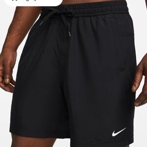 Nike Form drop-fit 7” unlined versatile shorts